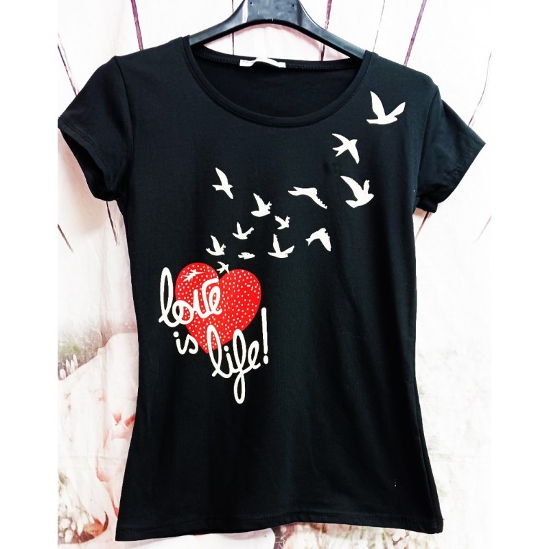 Дамска блуза LOVE IS LIVE S-L размер в черно.