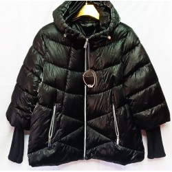 Луксозно дамско яке ЧЕРЕН САТЕН L-XL размер.